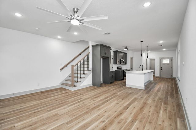 3521 Canfield Street AB, Houston, TX 77004