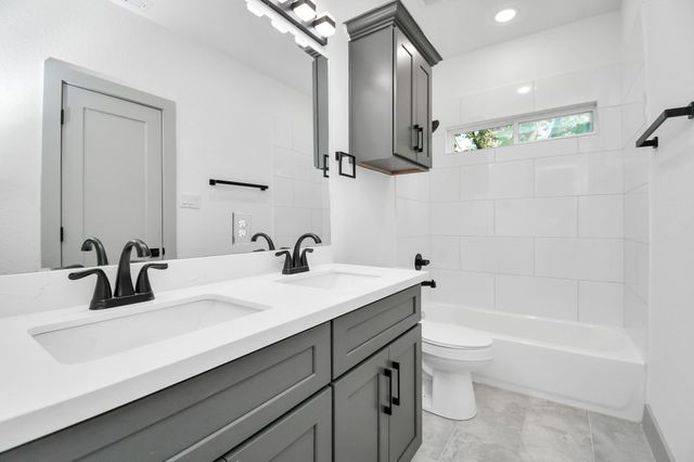 3521 Canfield Street AB, Houston, TX 77004