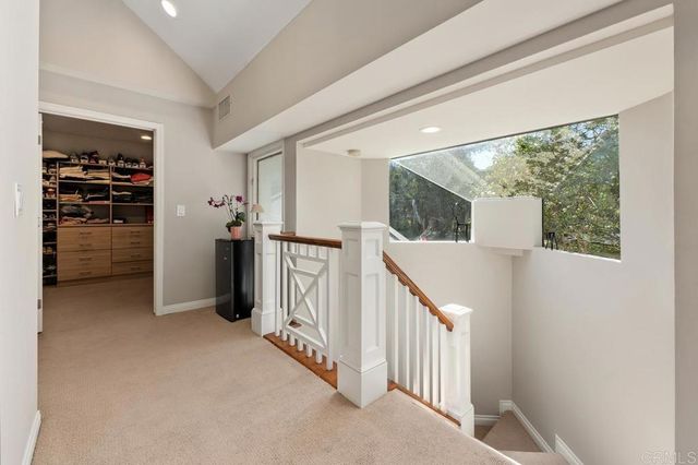 5241 Alzeda Drive, La Mesa, CA 91941