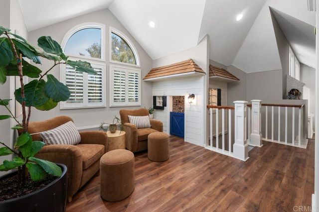 5241 Alzeda Drive, La Mesa, CA 91941