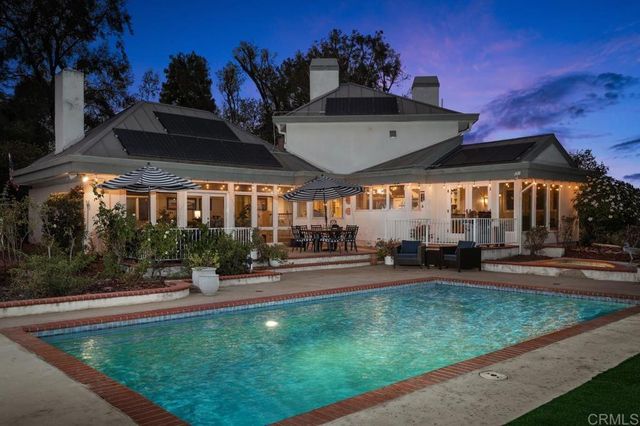 5241 Alzeda Drive, La Mesa, CA 91941