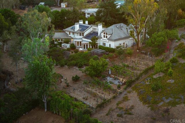 5241 Alzeda Drive, La Mesa, CA 91941