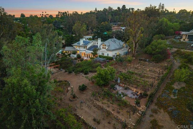 5241 Alzeda Drive, La Mesa, CA 91941