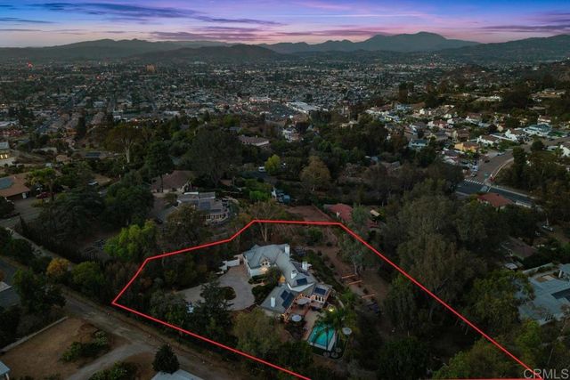5241 Alzeda Drive, La Mesa, CA 91941