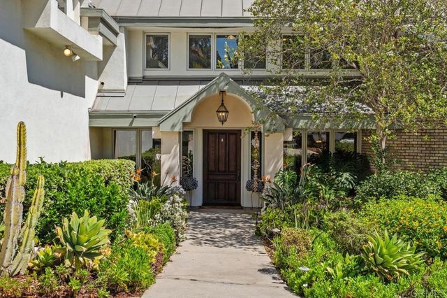 5241 Alzeda Drive, La Mesa, CA 91941