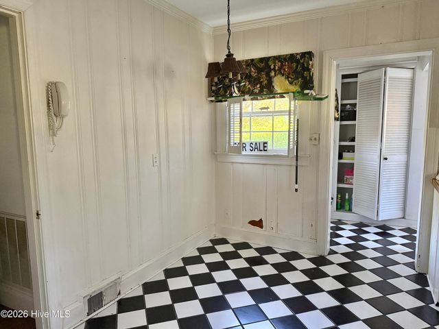 1202 Ruffin Terrace, Kinston, NC 28504