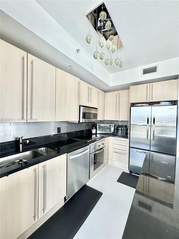 79 SW 12th St 4012-S, Miami, FL 33130