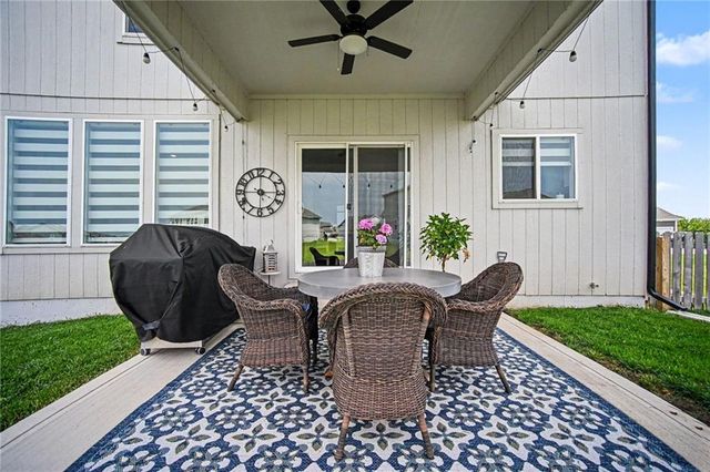 1912 SW Merryman Drive, Lee's Summit, MO 64082