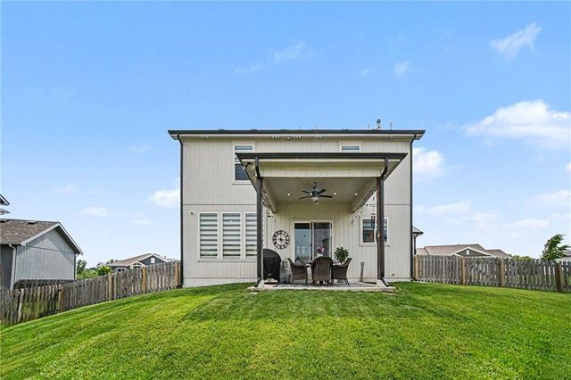 1912 SW Merryman Drive, Lee's Summit, MO 64082
