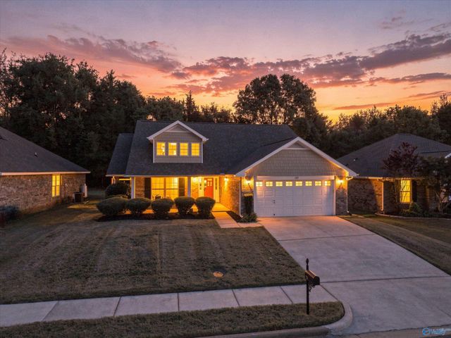 137 Artesian Lane, Huntsville, AL 35758