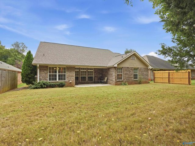 137 Artesian Lane, Huntsville, AL 35758