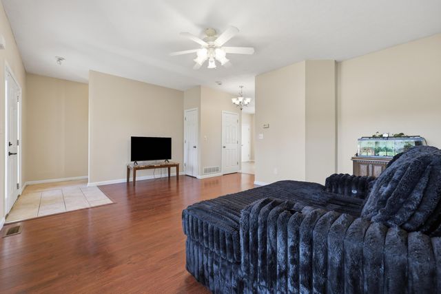 321 Dylan Court, Richmond, KY 40475