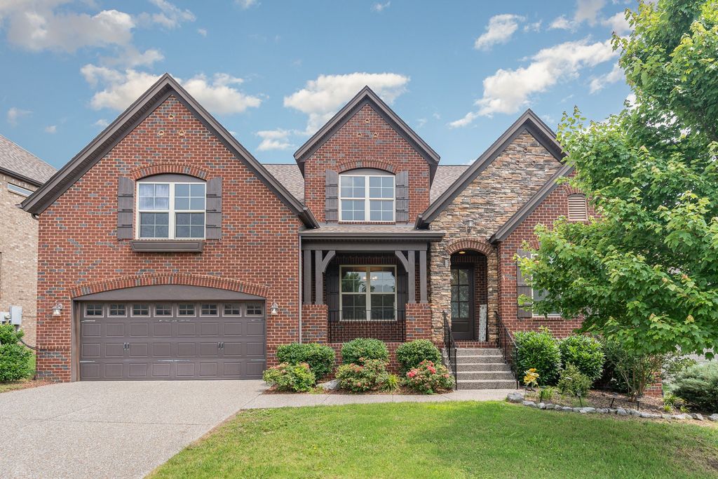 5170 Mountainbrook Cir, Hermitage, TN 37076