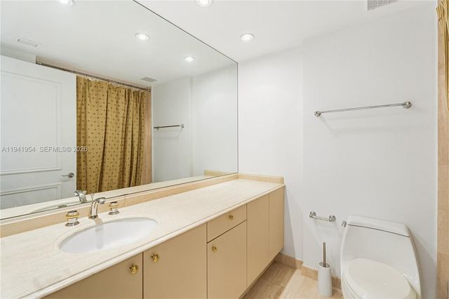 430 Grand Bay Dr 904, Key Biscayne, FL 33149