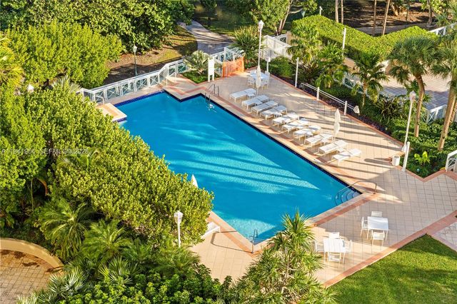 430 Grand Bay Dr 904, Key Biscayne, FL 33149