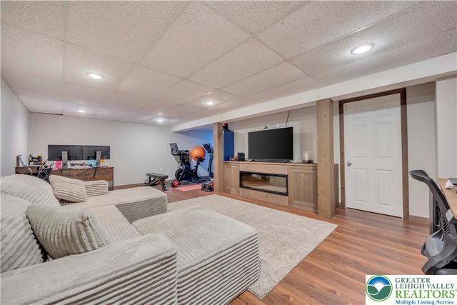 228 Woodland Drive, Moore Twp, PA 18064