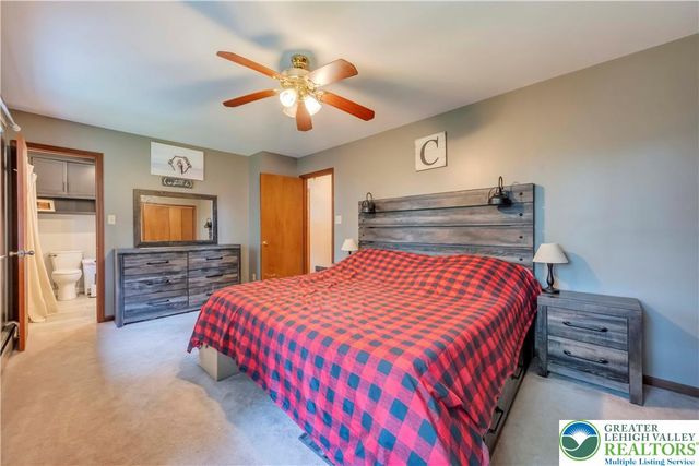 228 Woodland Drive, Moore Twp, PA 18064
