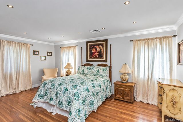 248 148th Street, Whitestone, NY 11357