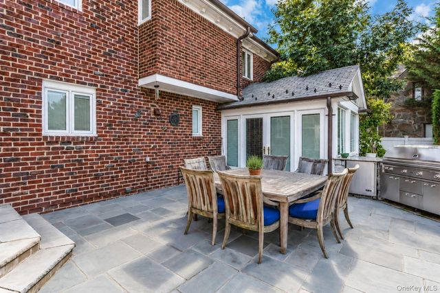 248 148th Street, Whitestone, NY 11357