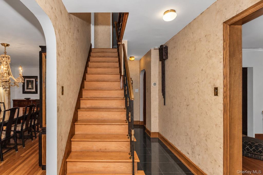 248 148th Street, Whitestone, NY 11357 — photo 5