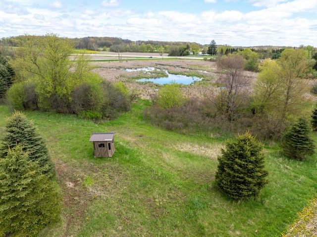 N1259 County Road P, Rubicon, WI 53078