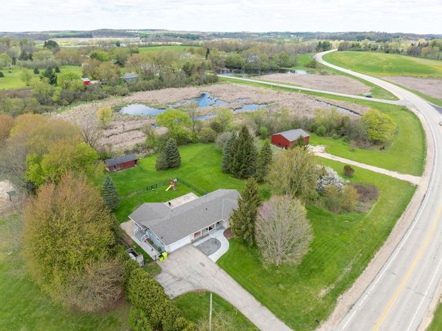 N1259 County Road P, Rubicon, WI 53078