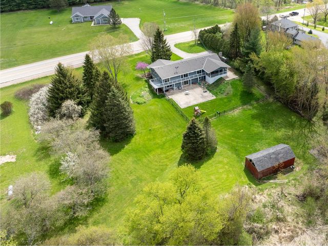 N1259 County Road P, Rubicon, WI 53078