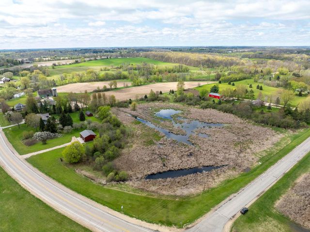 N1259 County Road P, Rubicon, WI 53078