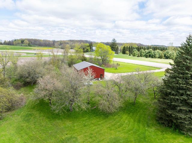 N1259 County Road P, Rubicon, WI 53078