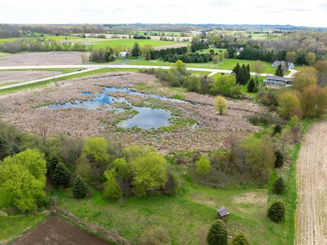 N1259 County Road P, Rubicon, WI 53078