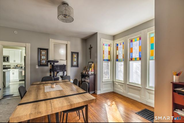 33 Merriman Street, Bristol, CT 06010