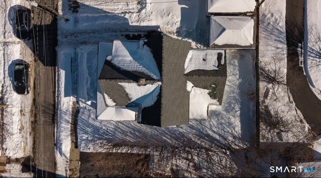 33 Merriman Street, Bristol, CT 06010