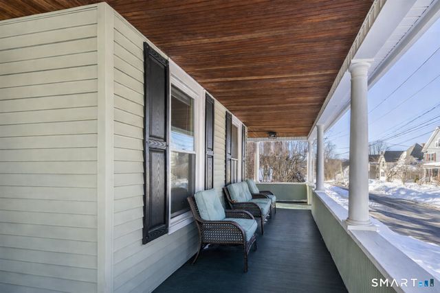 33 Merriman Street, Bristol, CT 06010