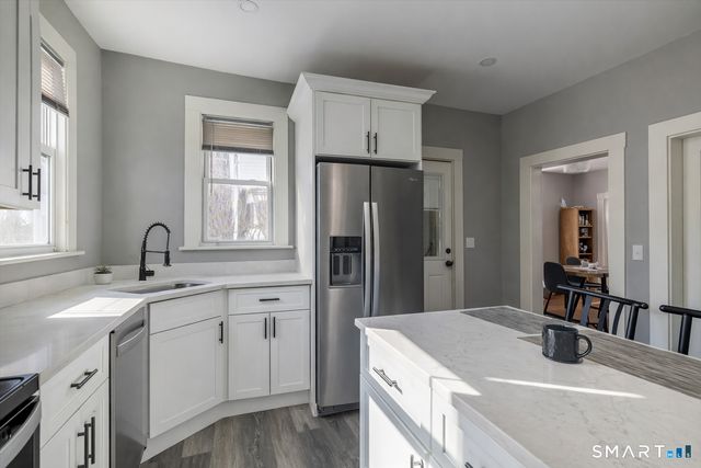 33 Merriman Street, Bristol, CT 06010