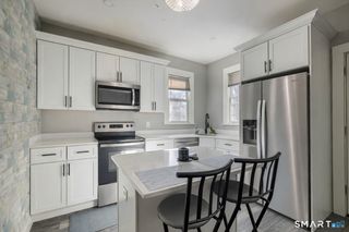 33 Merriman Street, Bristol, CT 06010