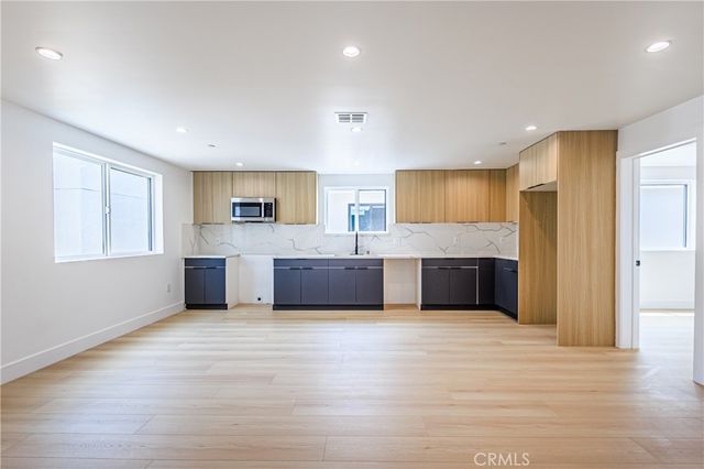 1013 S Citrus Avenue 3, Los Angeles, CA 90019