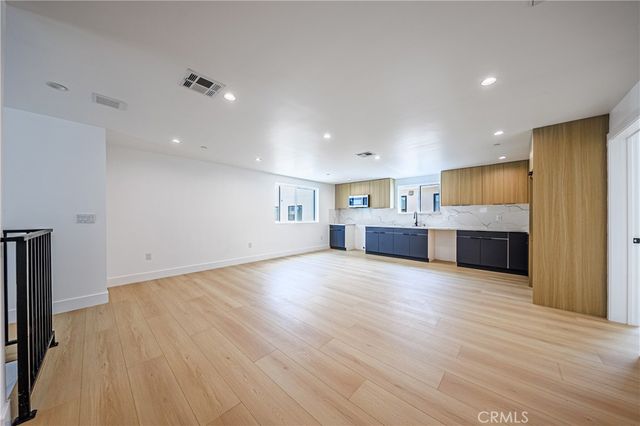 1013 S Citrus Avenue 3, Los Angeles, CA 90019