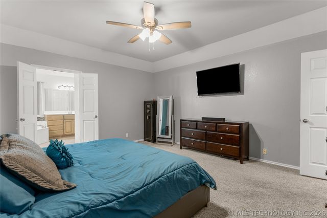 15364 E 91st Street North N, Owasso, OK 74055