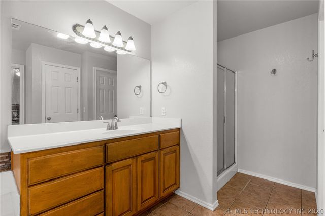 15364 E 91st Street North N, Owasso, OK 74055
