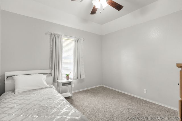 15364 E 91st Street North N, Owasso, OK 74055