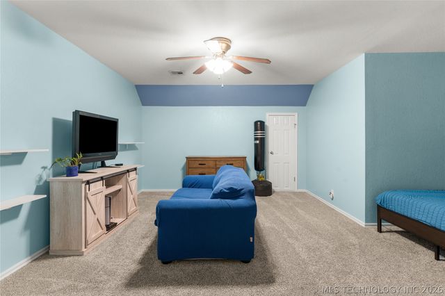15364 E 91st Street North N, Owasso, OK 74055
