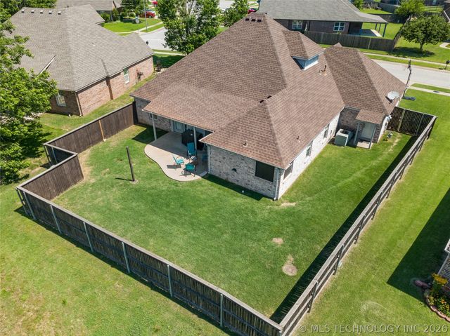 15364 E 91st Street North N, Owasso, OK 74055