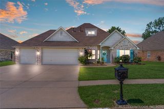 15364 E 91st Street North N, Owasso, OK 74055