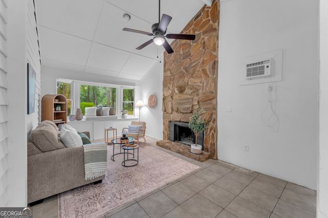 200 Goodtown Drive, Brunswick, GA 31525