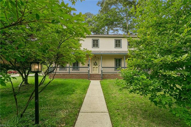 8 Cromwell CT, Newport News, VA 23606