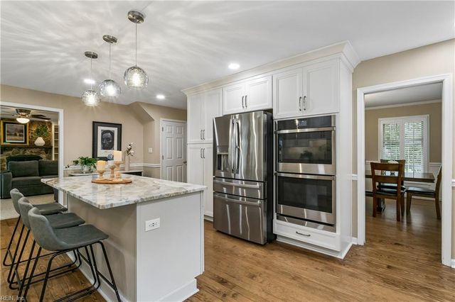8 Cromwell CT, Newport News, VA 23606