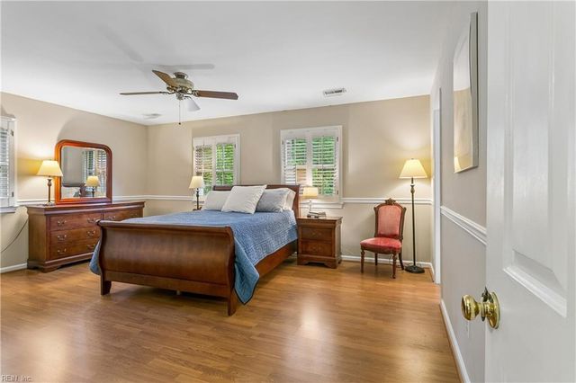 8 Cromwell CT, Newport News, VA 23606