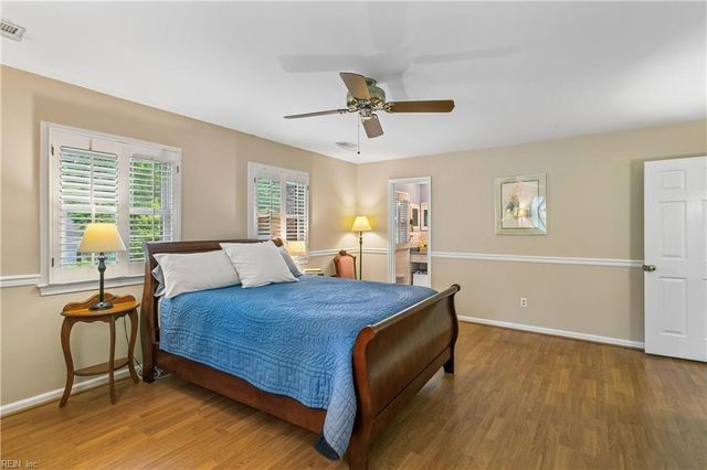 8 Cromwell CT, Newport News, VA 23606