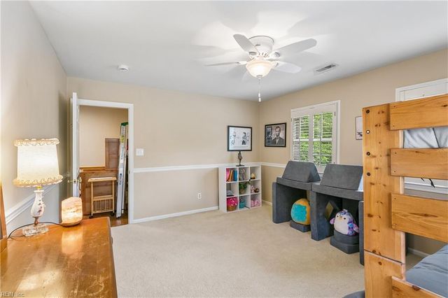 8 Cromwell CT, Newport News, VA 23606