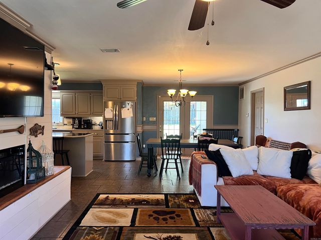 130 DAY Drive, Monticello, AR 71655
